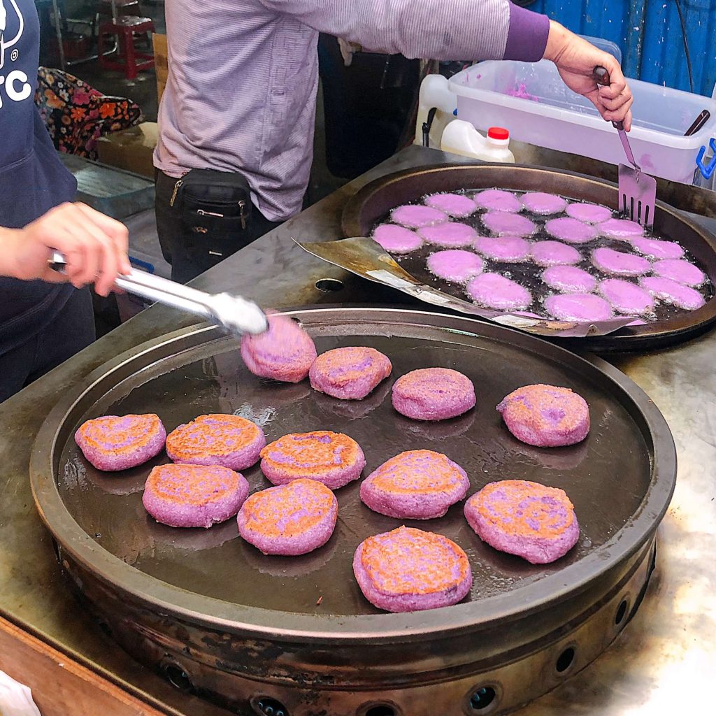 精誠夜市 紫山藥餅﻿