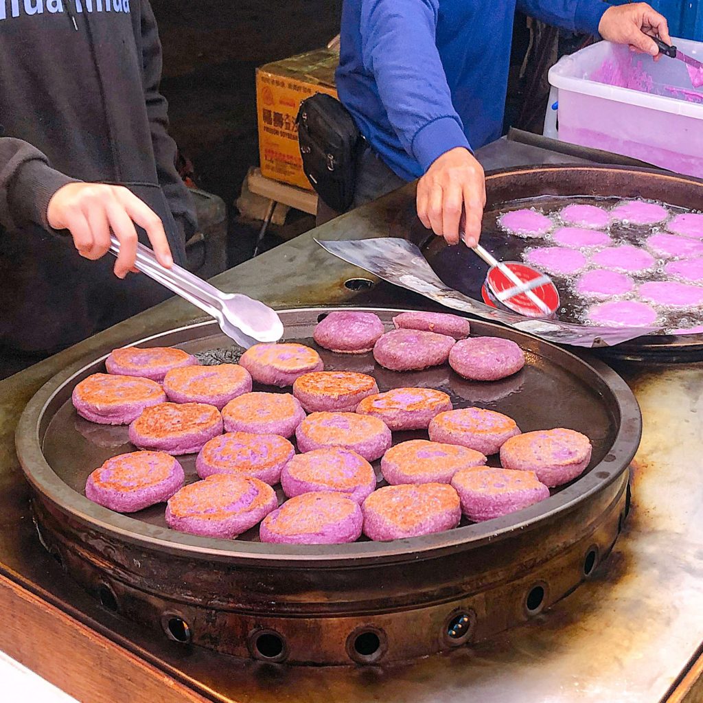 精誠夜市 紫山藥餅﻿